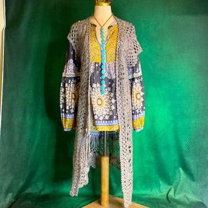 Long crocheted vest from CECICON